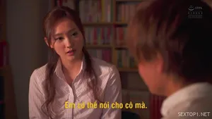 Vừa đọc tin tức trên sóng truyền hình vừa khoái bắn nước tung tóe